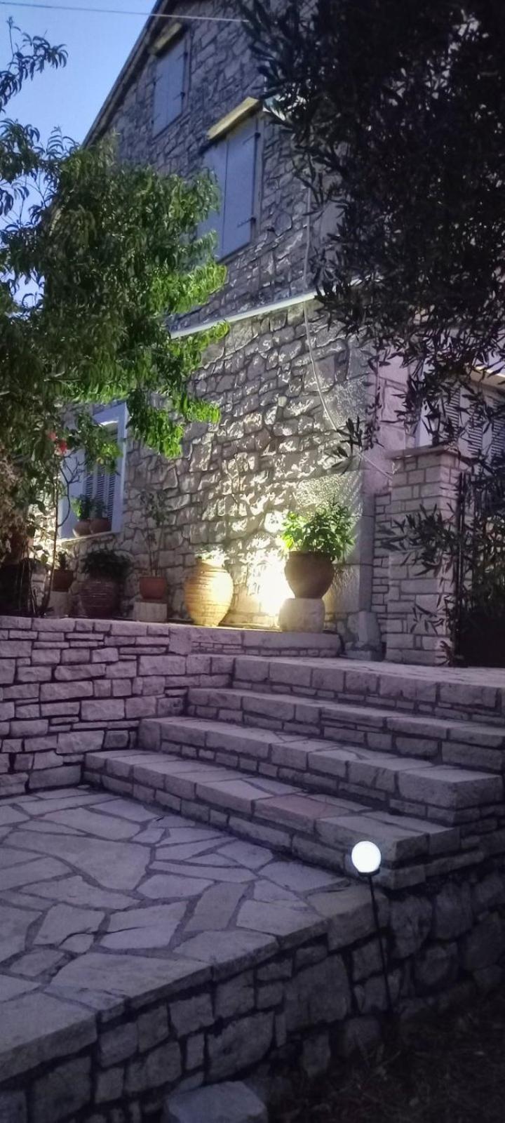 Villa Makris Zenempisatika Luaran gambar
